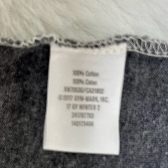 Gymboree long-sleeve hoodie t-shirt designed for boys - Picture 9 of 9